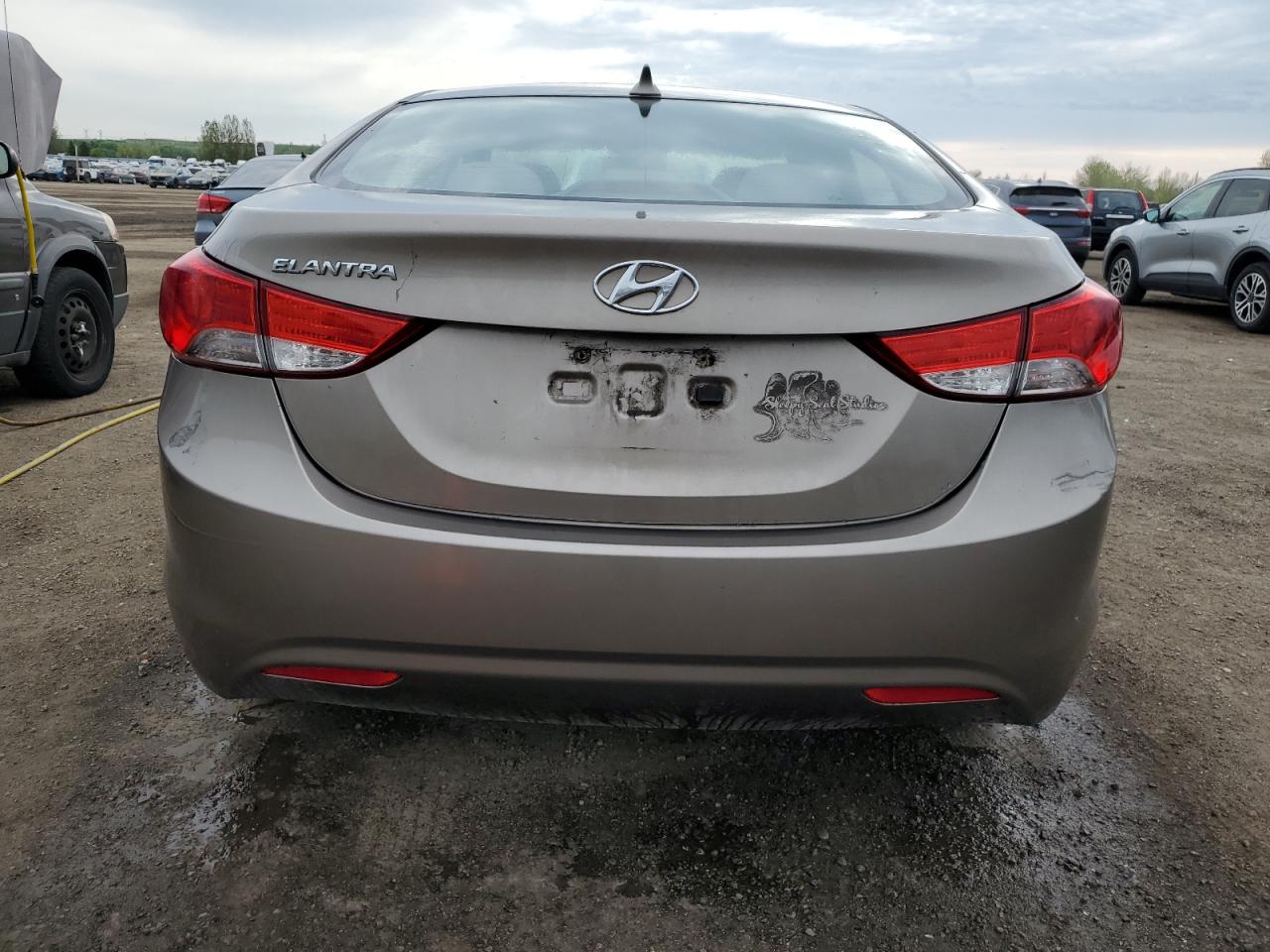 5NPDH4AE3DH452500 2013 Hyundai Elantra Gls