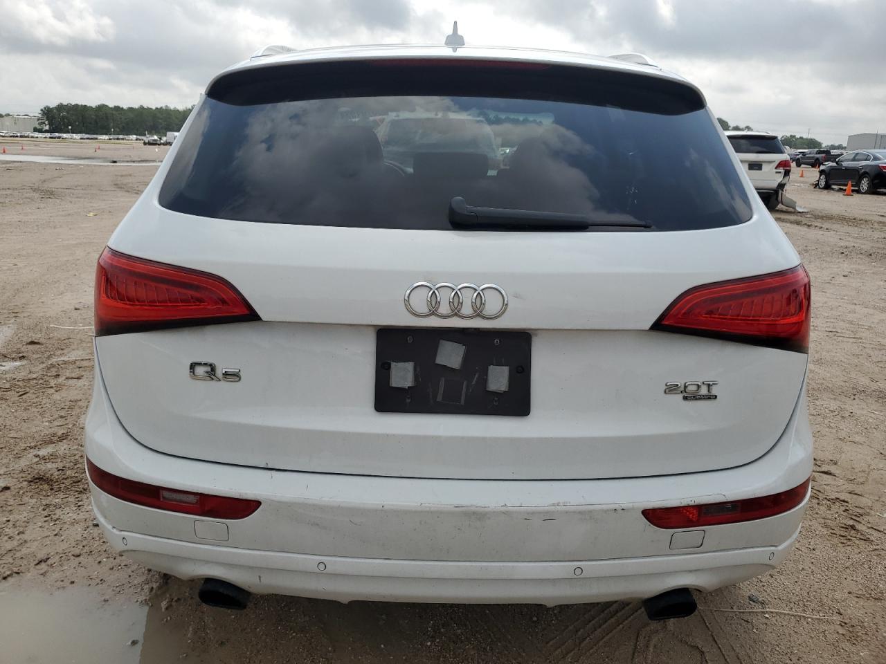 WA1LFAFP4EA037229 2014 Audi Q5 Premium Plus