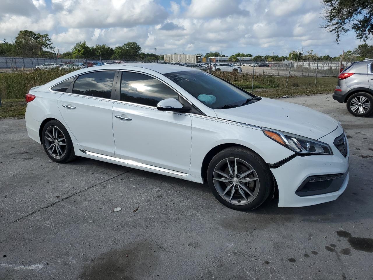 5NPE34AB5FH040560 2015 Hyundai Sonata Sport