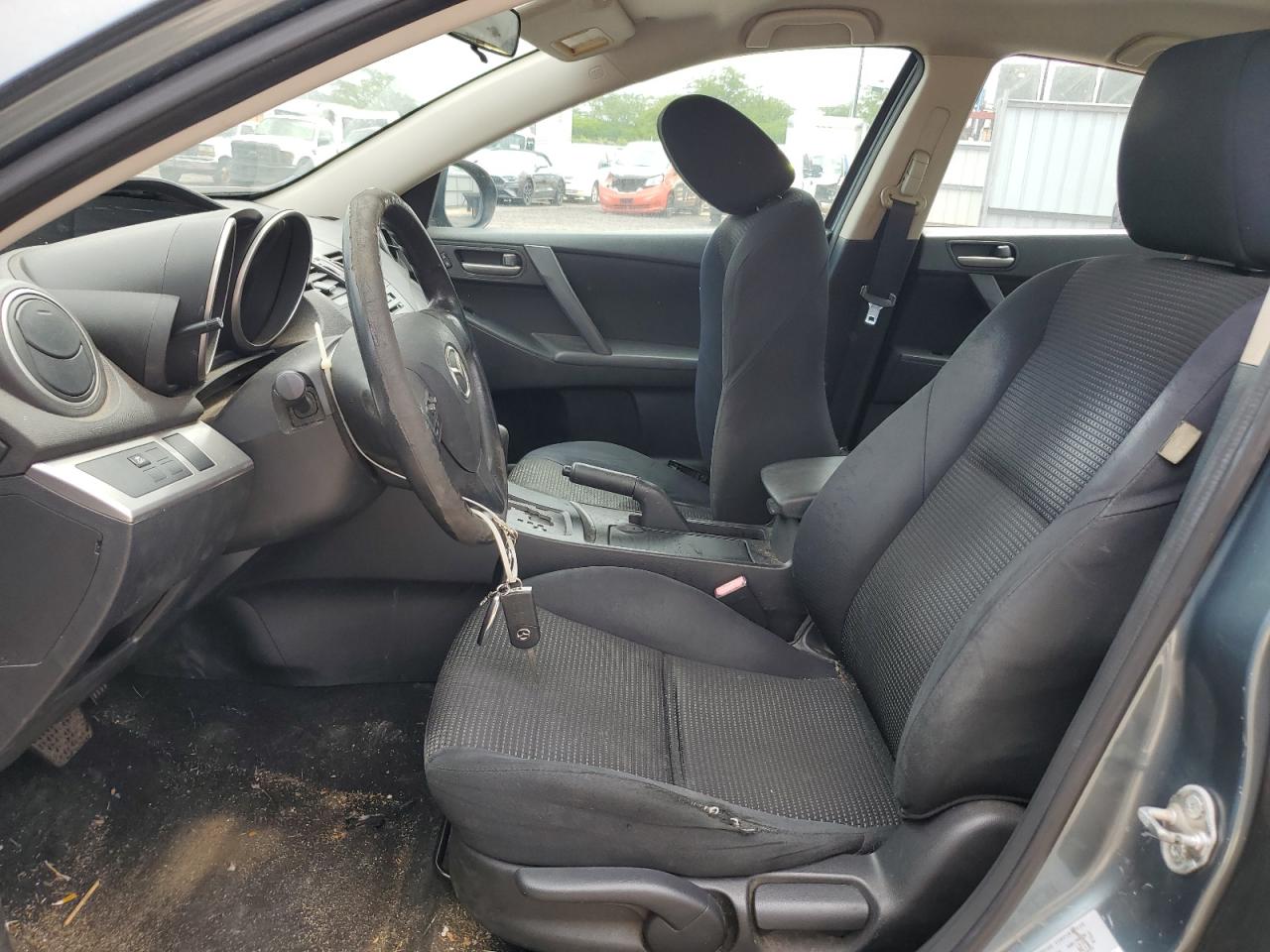 JM1BL1UF1C1578014 2012 Mazda 3 I