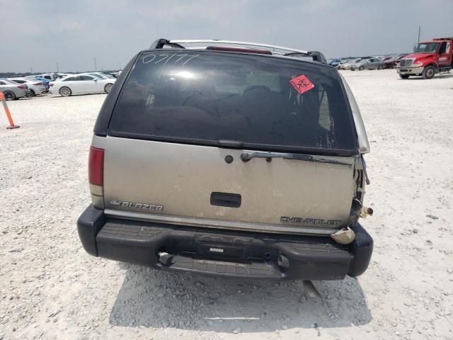 2000 Chevrolet Blazer VIN: 1GNCS13W5Y2374317 Lot: 55183374