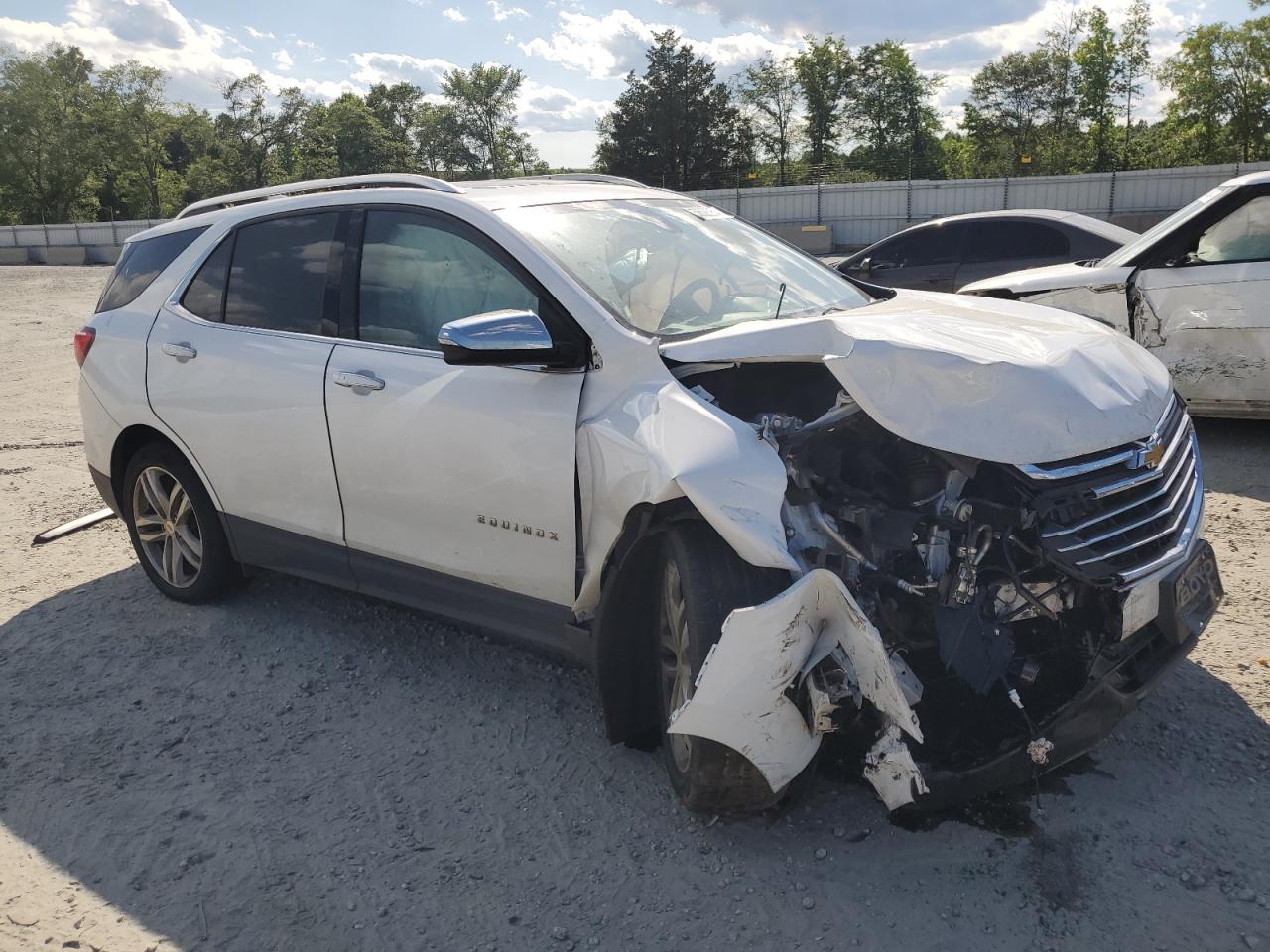 2018 Chevrolet Equinox Premier vin: 2GNAXWEXXJ6303036