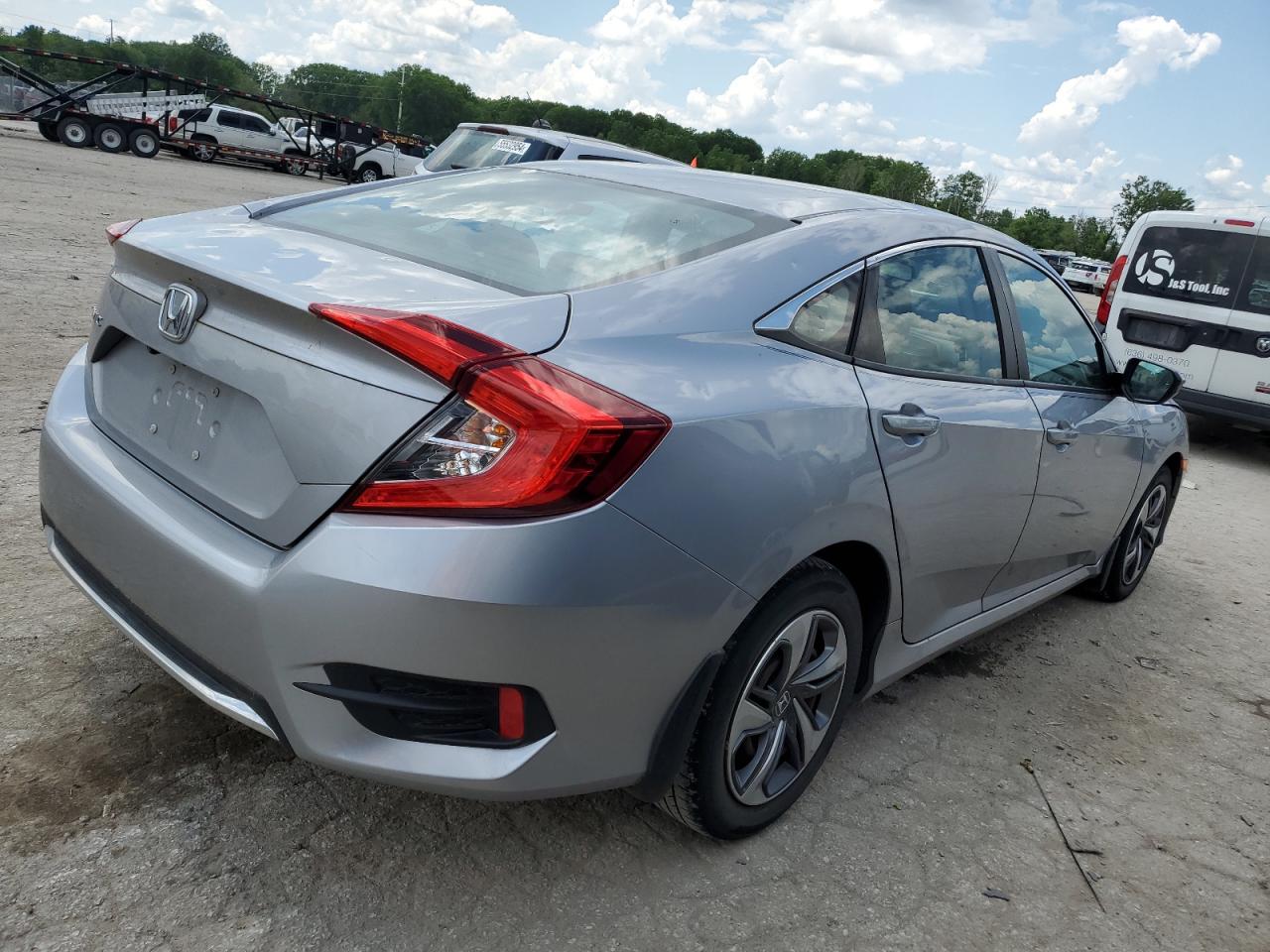 2019 Honda Civic Lx vin: 2HGFC2F6XKH566109