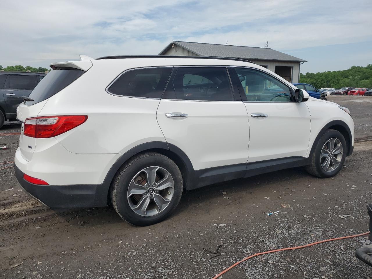 KM8SMDHF6GU158726 2016 Hyundai Santa Fe Se