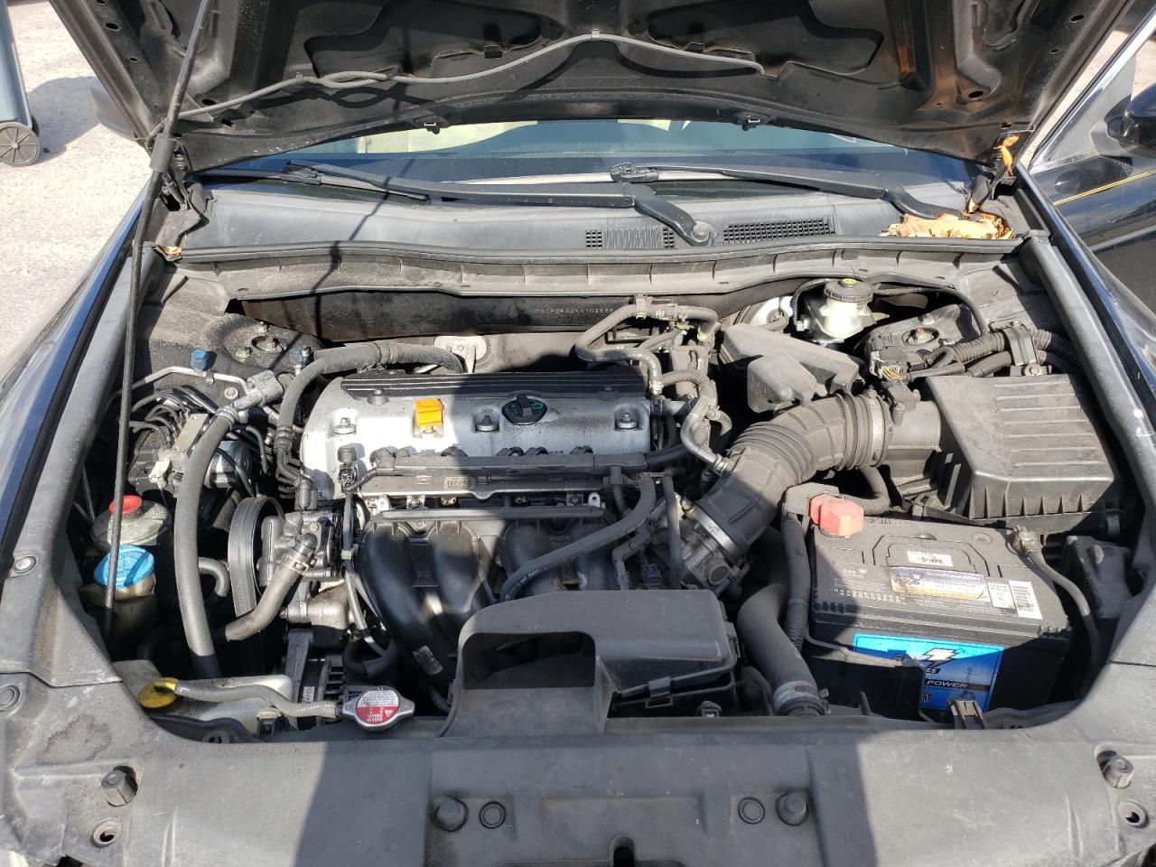 1HGCP2F33AA102668 2010 Honda Accord Lx