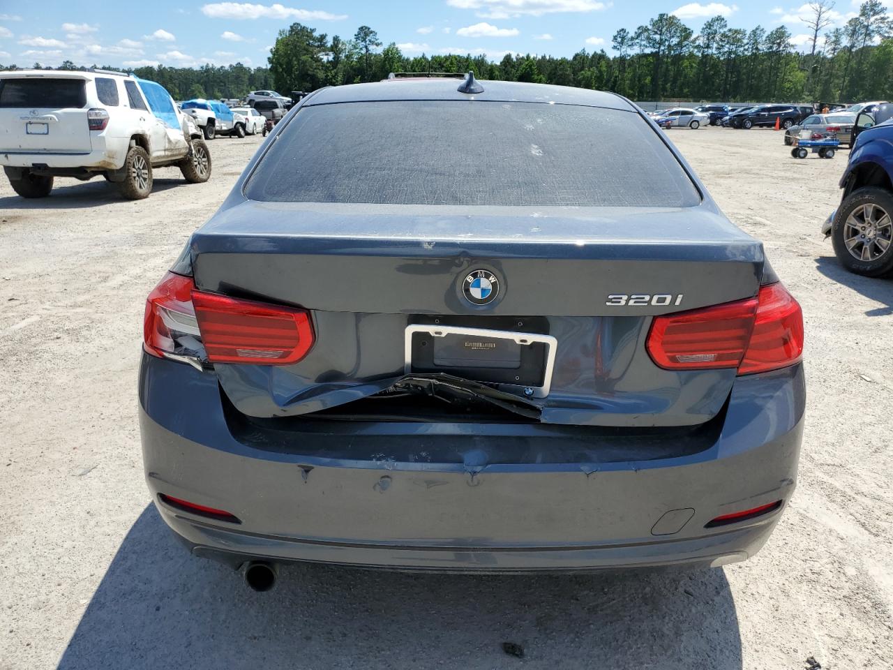 WBA8A9C53GK616377 2016 BMW 320 I