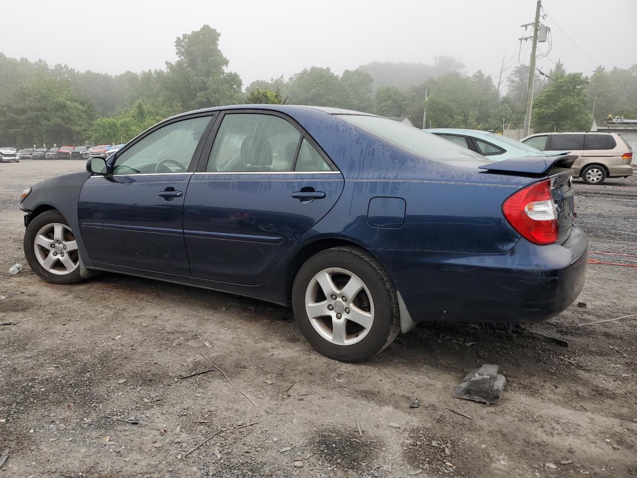 4T1BF30K53U048208 2003 Toyota Camry Le