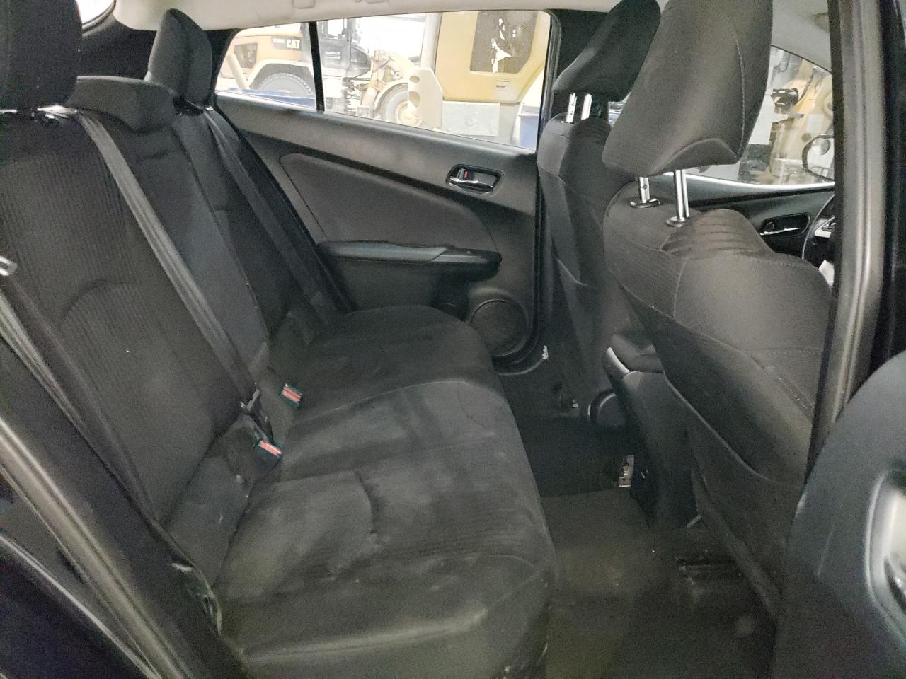 JTDKARFUXG3515942 2016 Toyota Prius