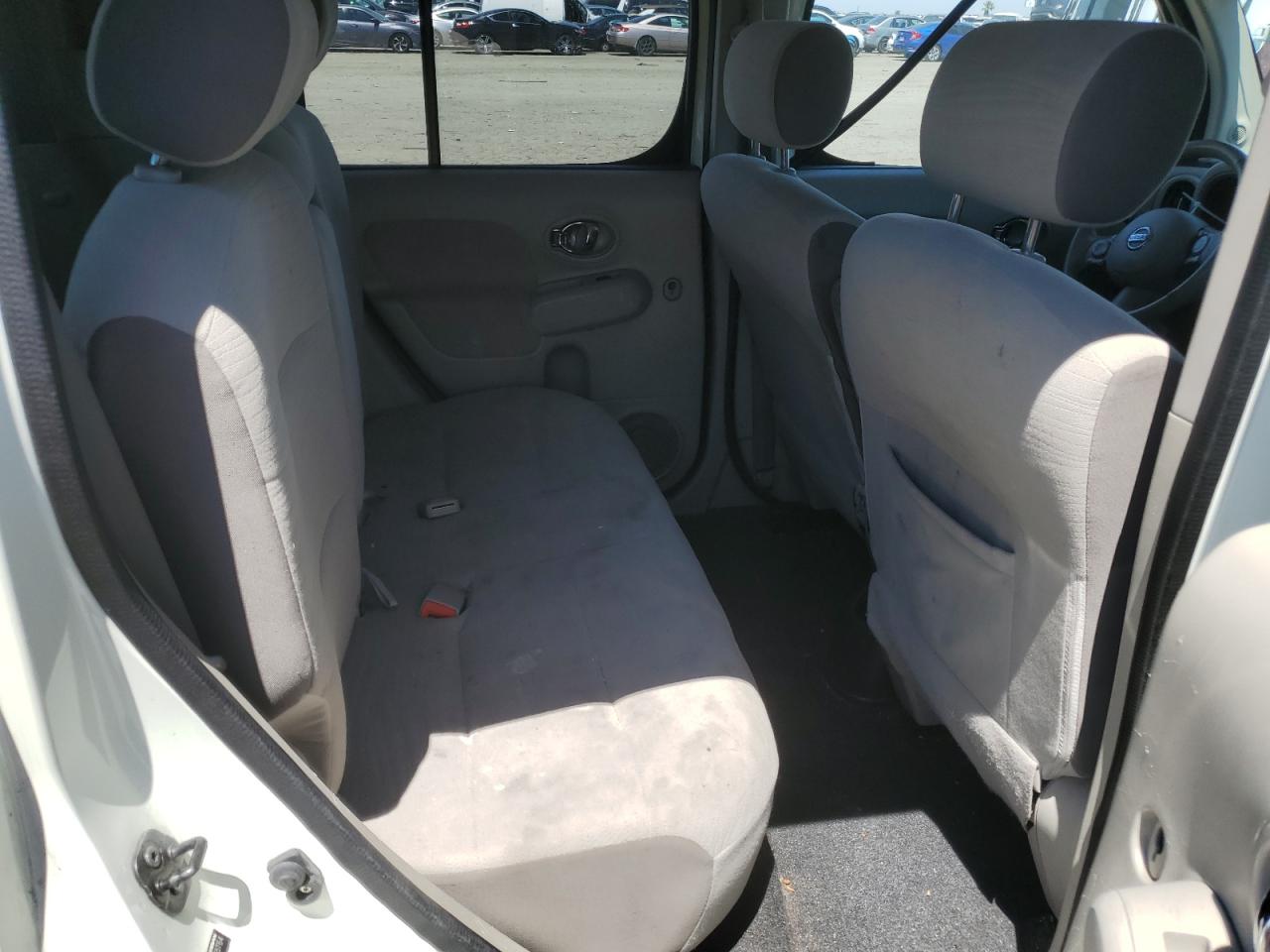 JN8AZ2KR2AT165764 2010 Nissan Cube Base