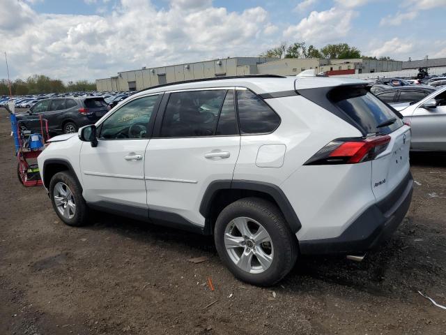 2T3P1RFV7MC219513 Toyota RAV4 XLE 2