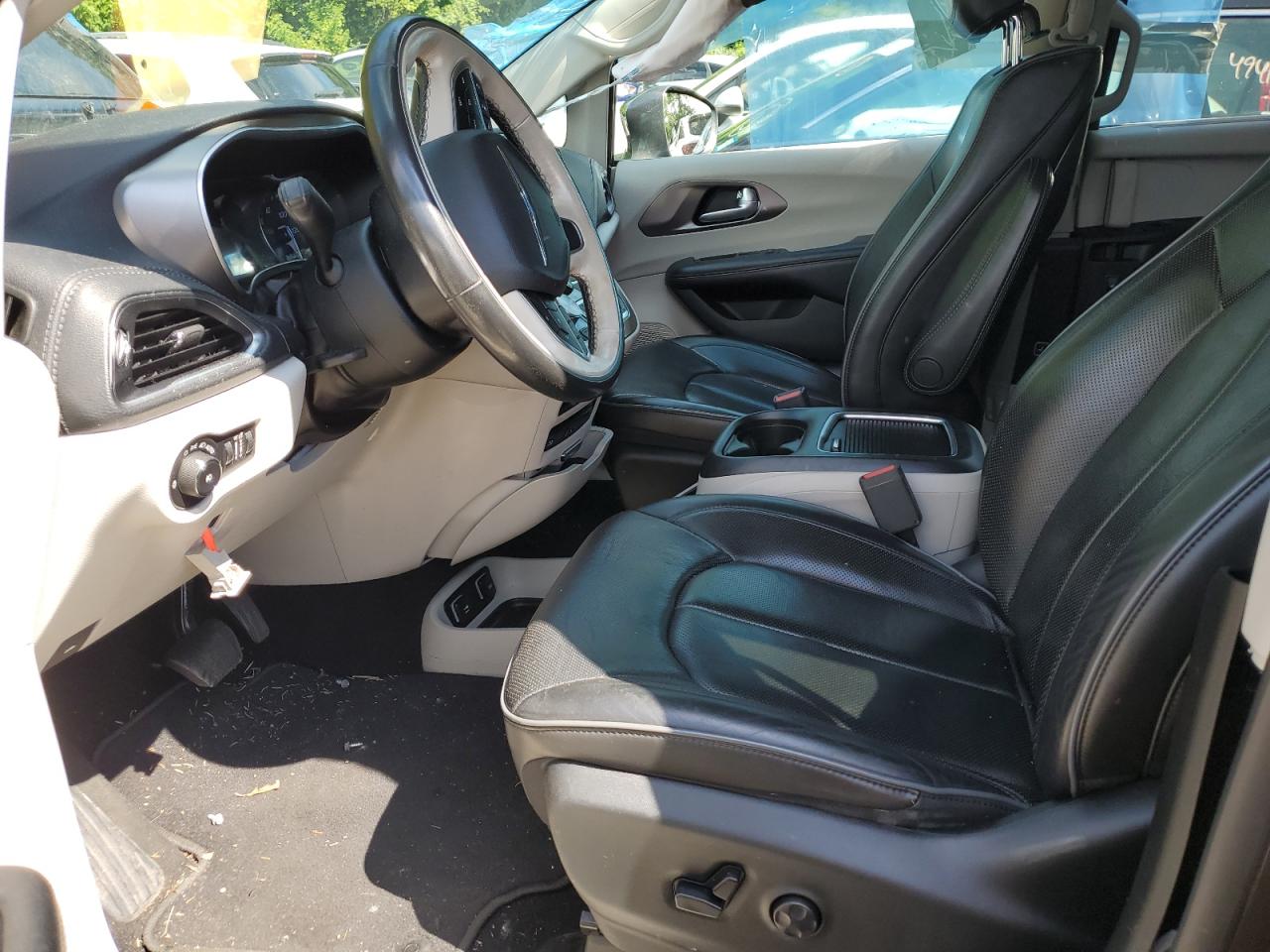 2C4RC1GG7KR630016 2019 Chrysler Pacifica Limited