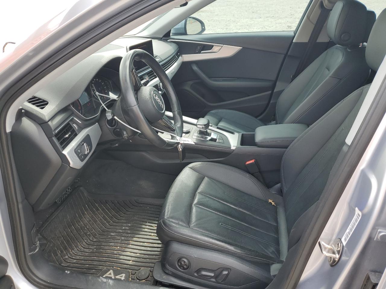 WAUANAF48HN020384 2017 Audi A4 Premium