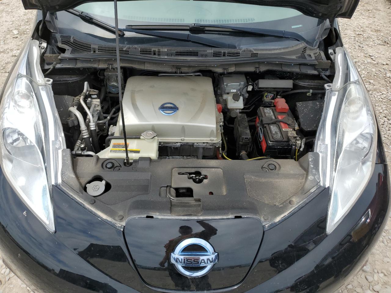 1N4AZ0CP9FC301737 2015 Nissan Leaf S