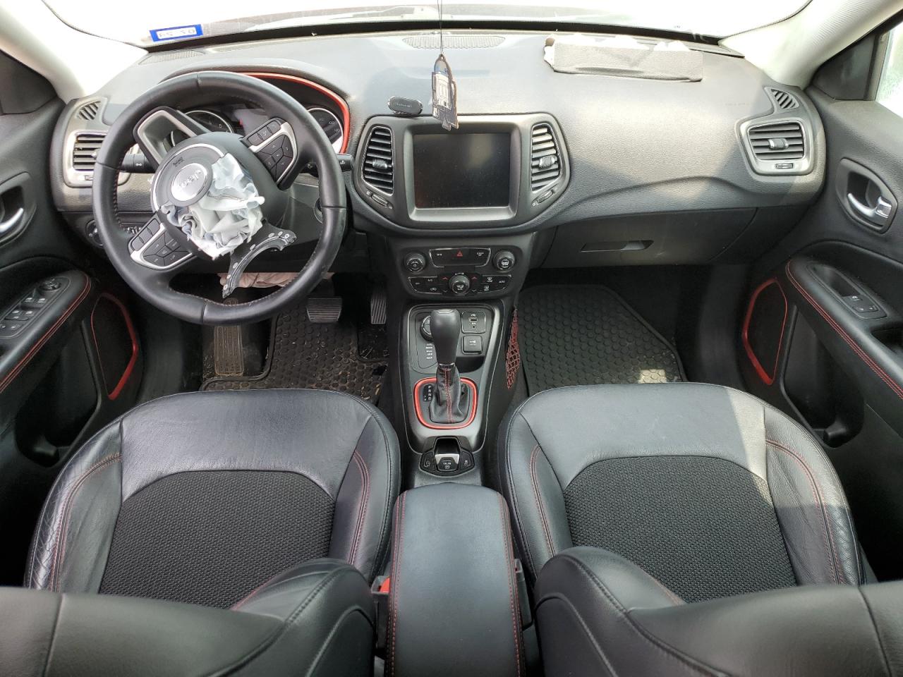 3C4NJDDB2HT665079 2017 Jeep Compass Trailhawk