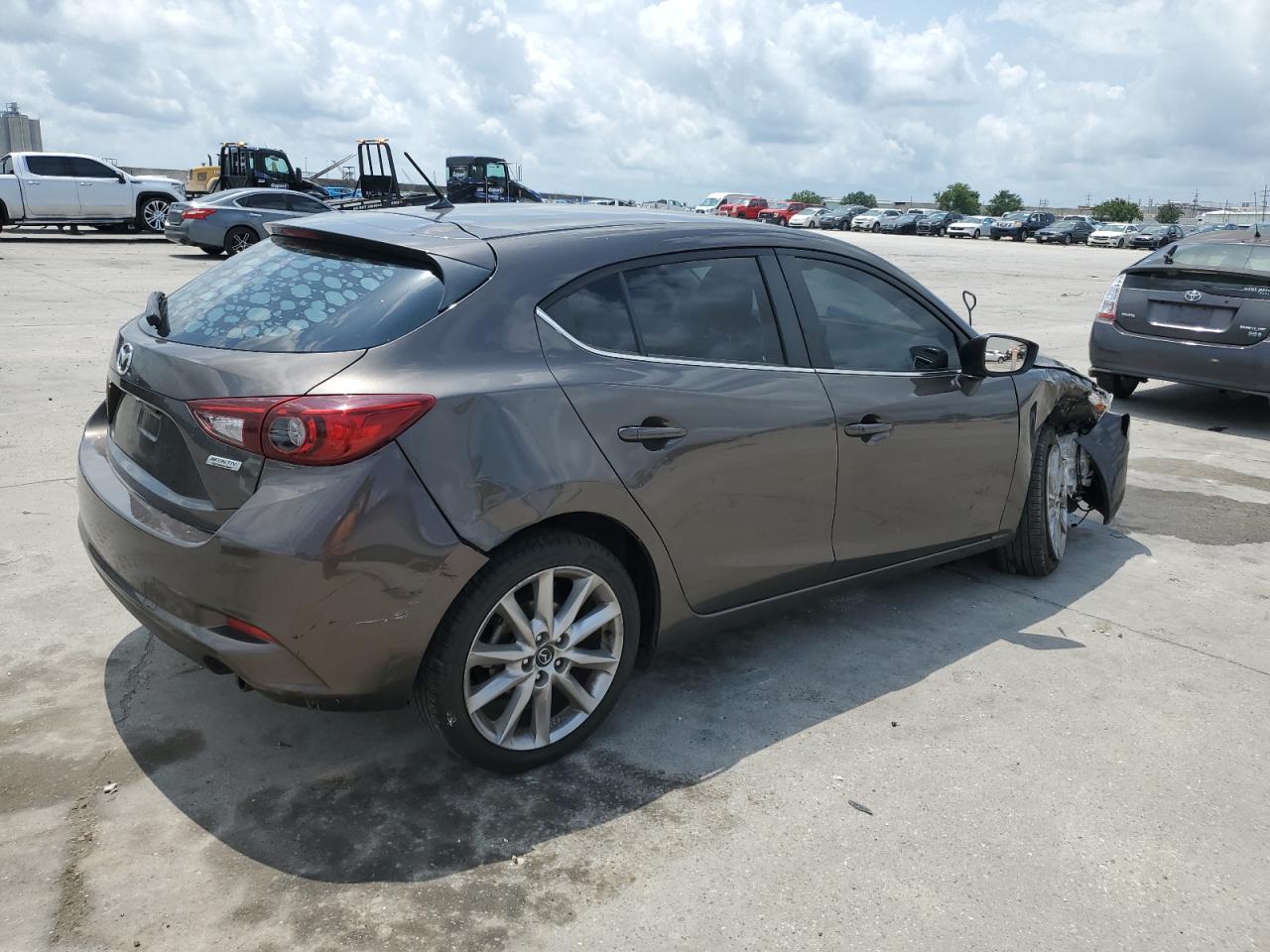 3MZBN1L75HM121816 2017 Mazda 3 Touring