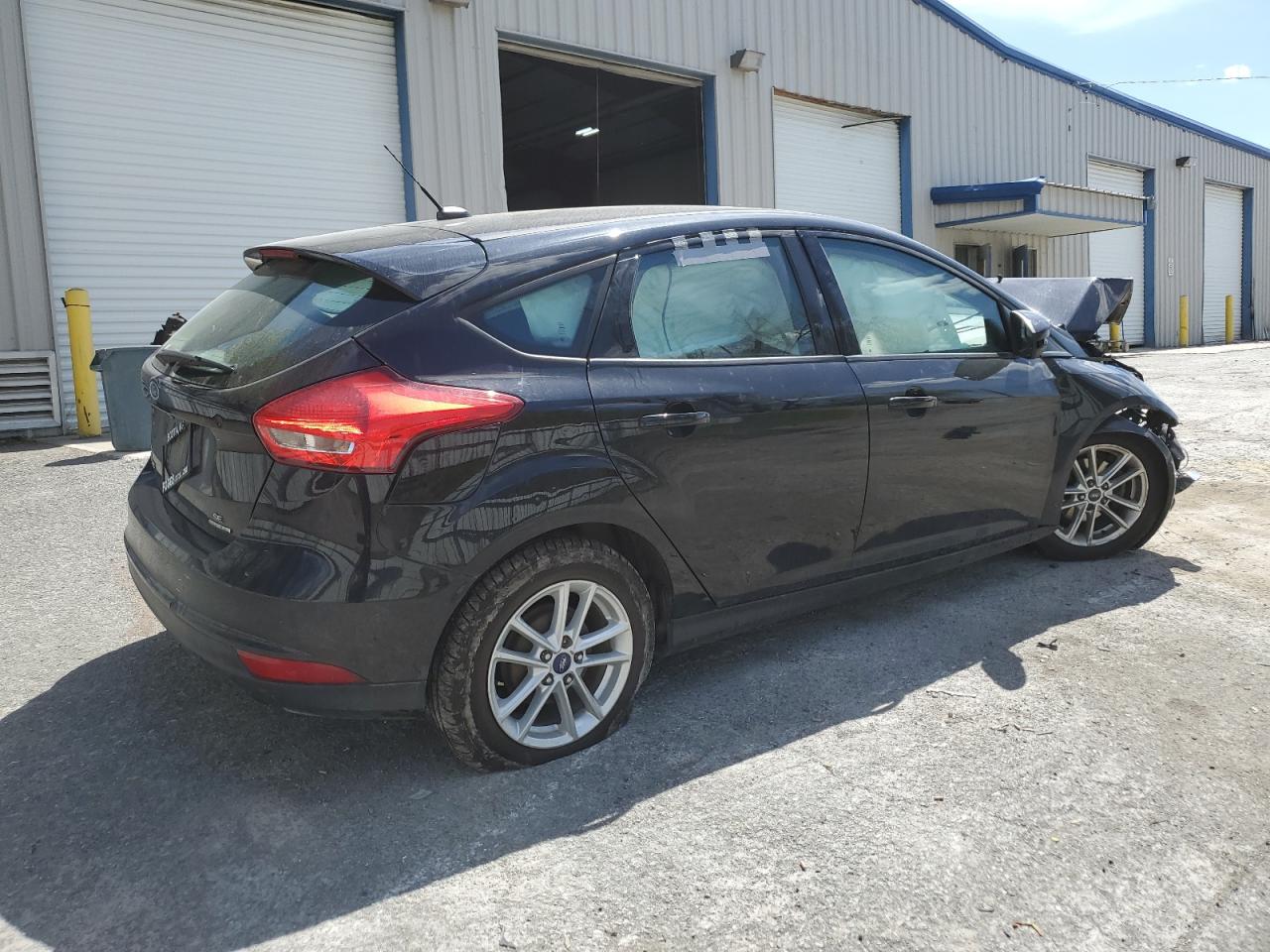 FORD FOCUS SE 2016 black  gas 1FADP3K26GL347716 photo #4