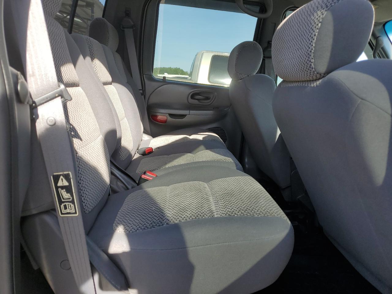 1FTRW07612KA59212 2002 Ford F150 Supercrew