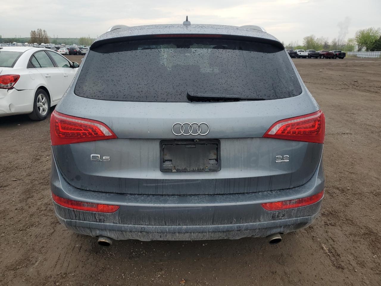 WA1LKCFP2CA085915 2012 Audi Q5 Premium Plus