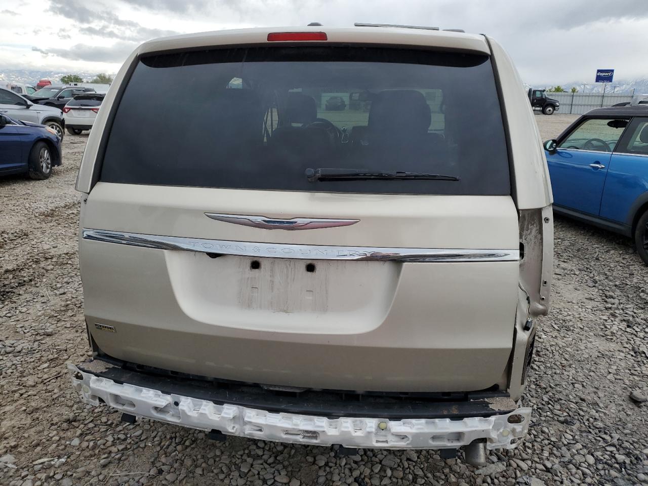 2C4RC1BG2ER342366 2014 Chrysler Town & Country Touring