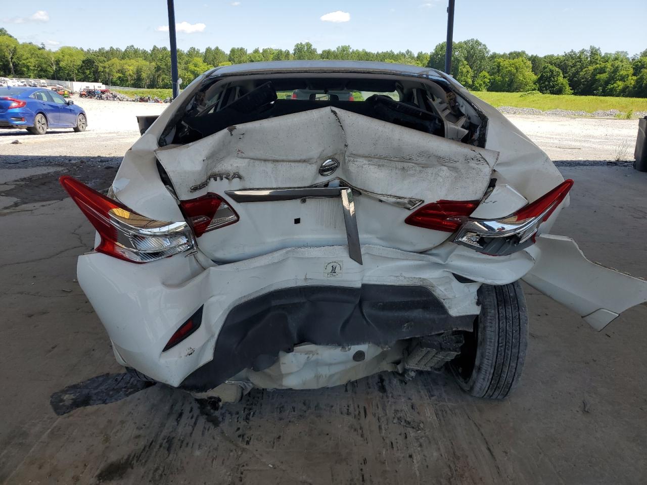 2018 Nissan Sentra S vin: 3N1AB7APXJY207654