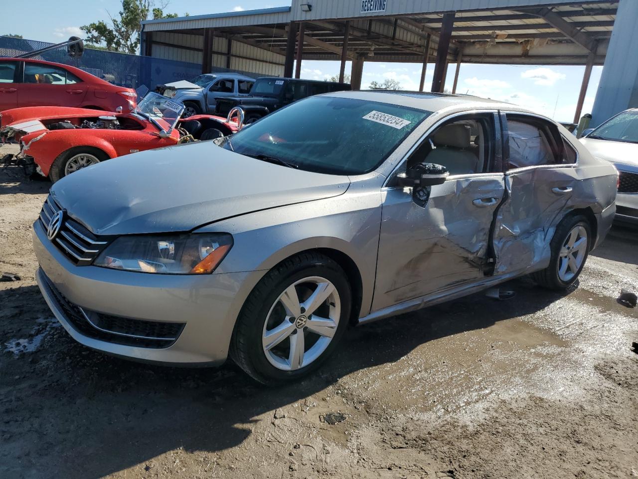 1VWBH7A35DC140517 2013 Volkswagen Passat Se