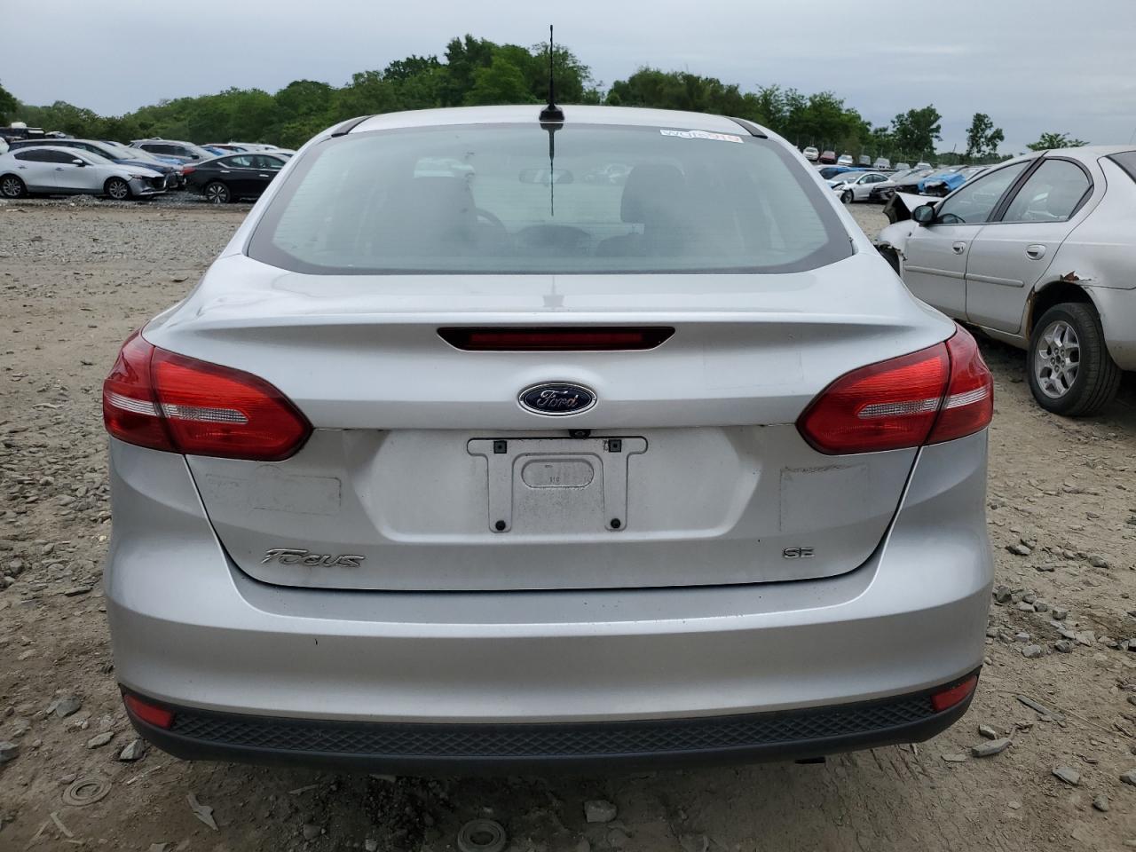 1FADP3F21GL303178 2016 Ford Focus Se