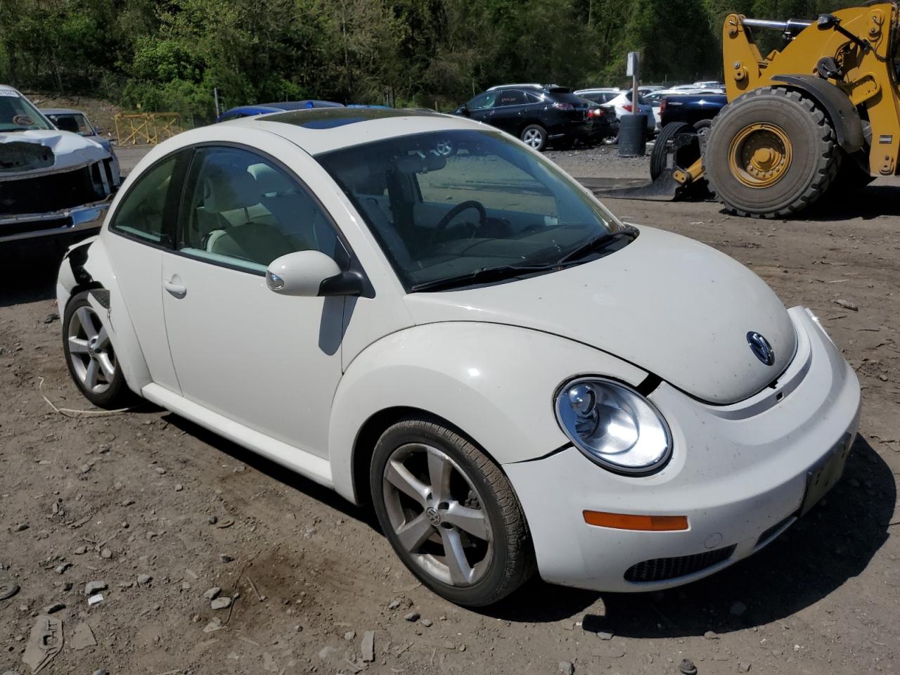 3VWFG31C88M510389 2008 Volkswagen New Beetle Triple White