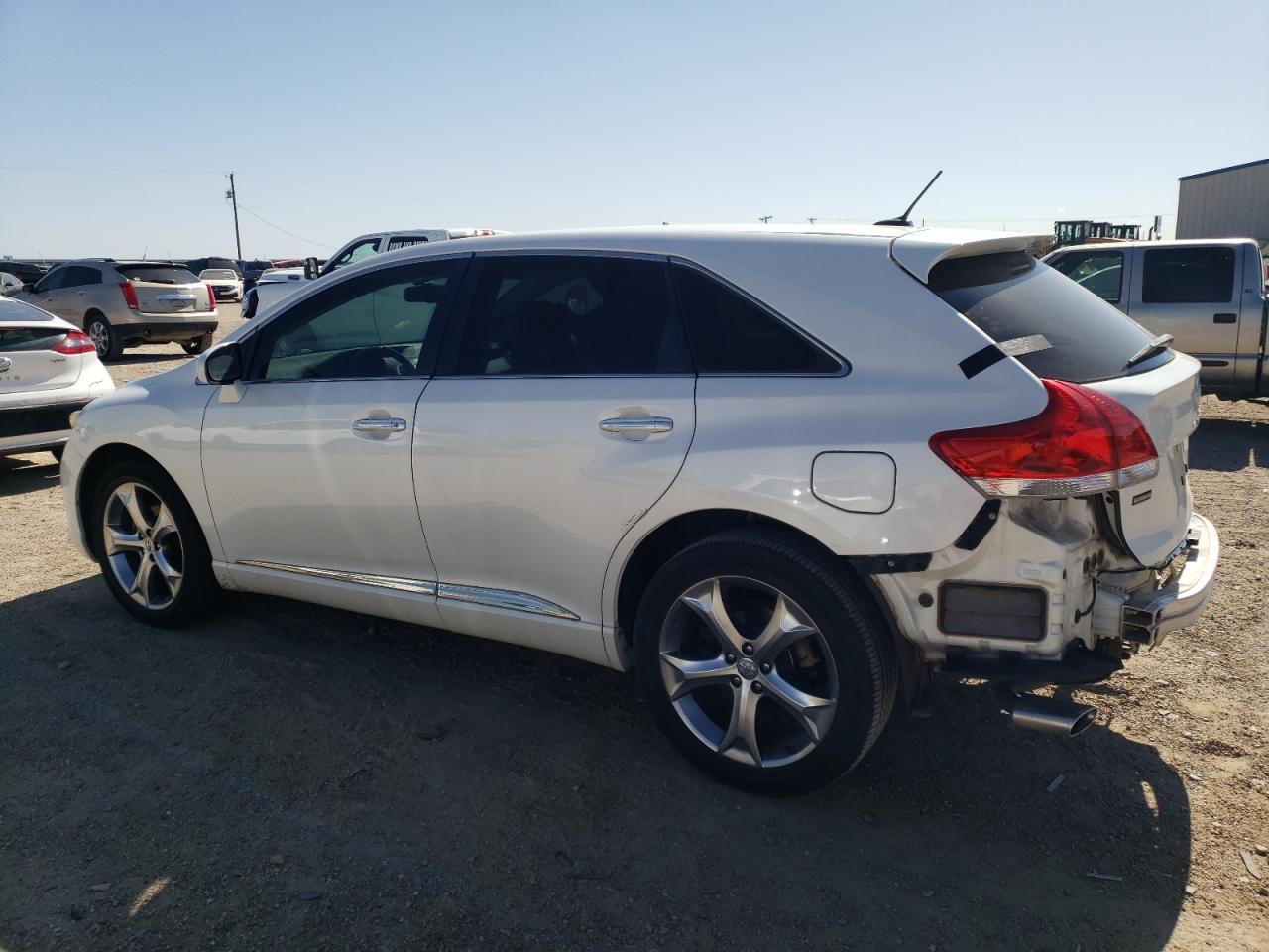 4T3ZK3BB1BU038899 2011 Toyota Venza