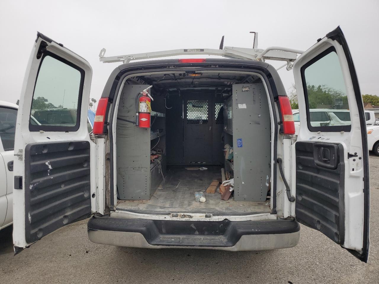 1GCGG25V561184400 2006 Chevrolet Express G2500