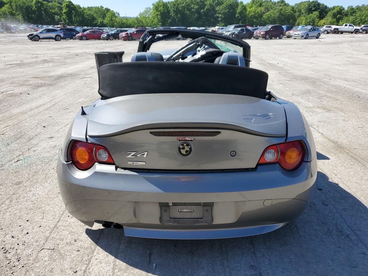 4USBT33443LR60872 2003 BMW Z4 2.5