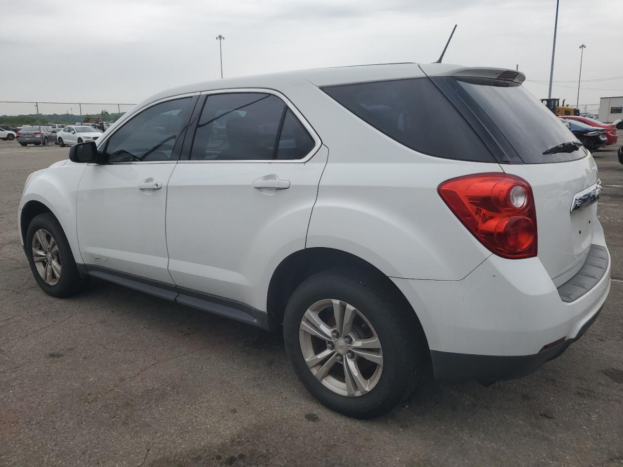 2013 Chevrolet Equinox Ls vin: 2GNALBEK8D6255761