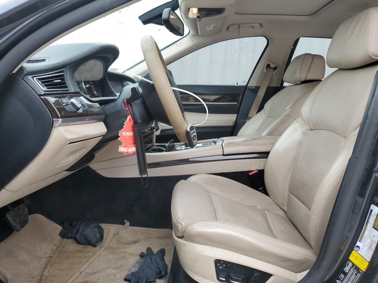 WBAKC8C52BC431816 2011 BMW 750 Lxi