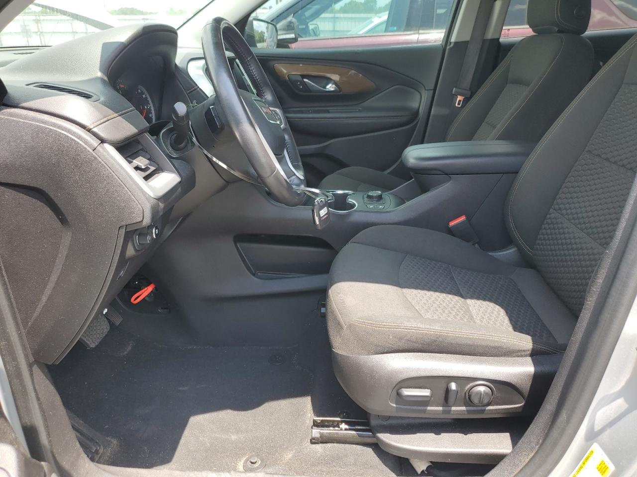 3GKALMEV5JL304652 2018 GMC Terrain Sle