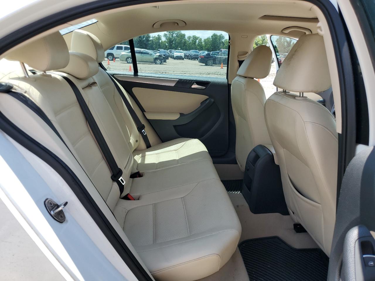 3VWD67AJ3GM232113 2016 Volkswagen Jetta Se