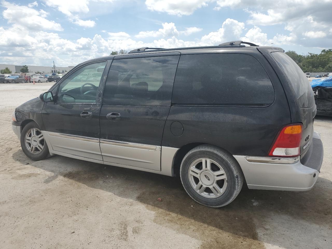 2FMDA53423BB57473 2003 Ford Windstar Sel