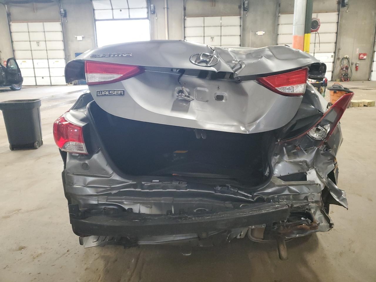 KMHDH4AE4DU988096 2013 Hyundai Elantra Gls