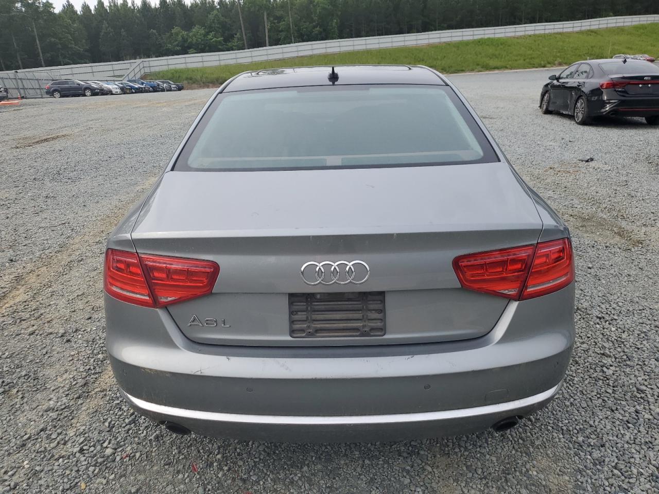 WAURGAFDXEN005054 2014 Audi A8 L Quattro