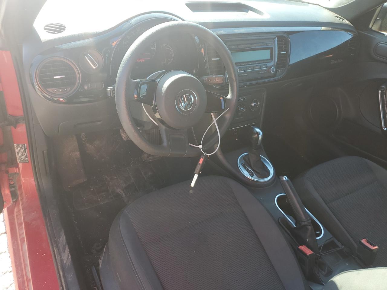 3VWFP7AT9CM646126 2012 Volkswagen Beetle