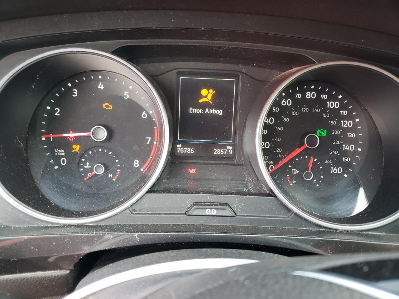 3VV0B7AX0JM026130 2018 Volkswagen Tiguan S