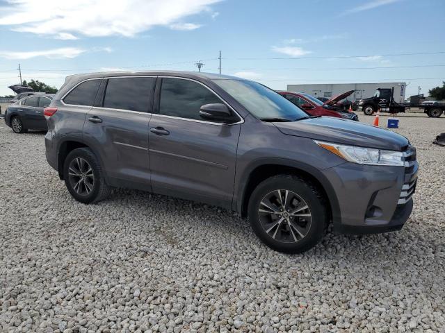 VIN 5TDZARFH8KS060551 2019 Toyota Highlander, LE no.4