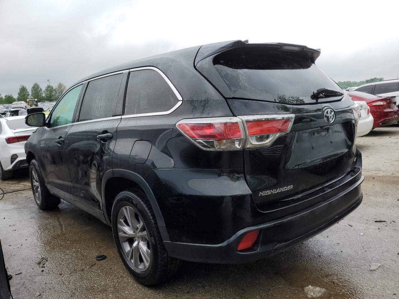 5TDZKRFH8FS086120 2015 Toyota Highlander Le