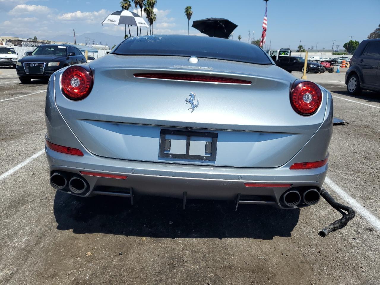 ZFF77XJA4J0228967 2018 Ferrari California T