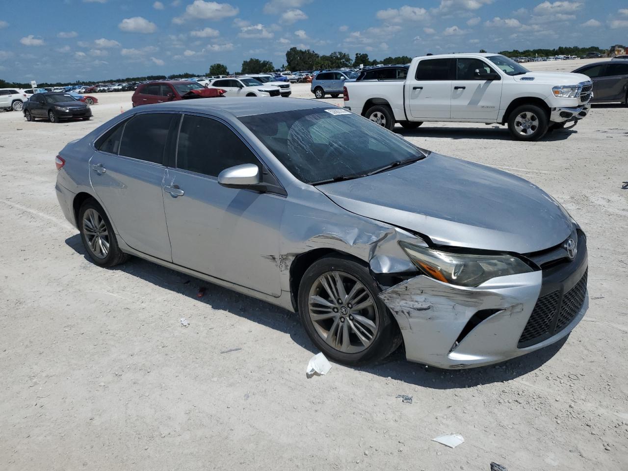 4T1BF1FK6GU174577 2016 Toyota Camry Le