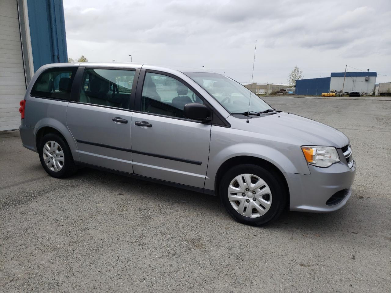 2C4RDGBG0HR738302 2017 Dodge Grand Caravan Se