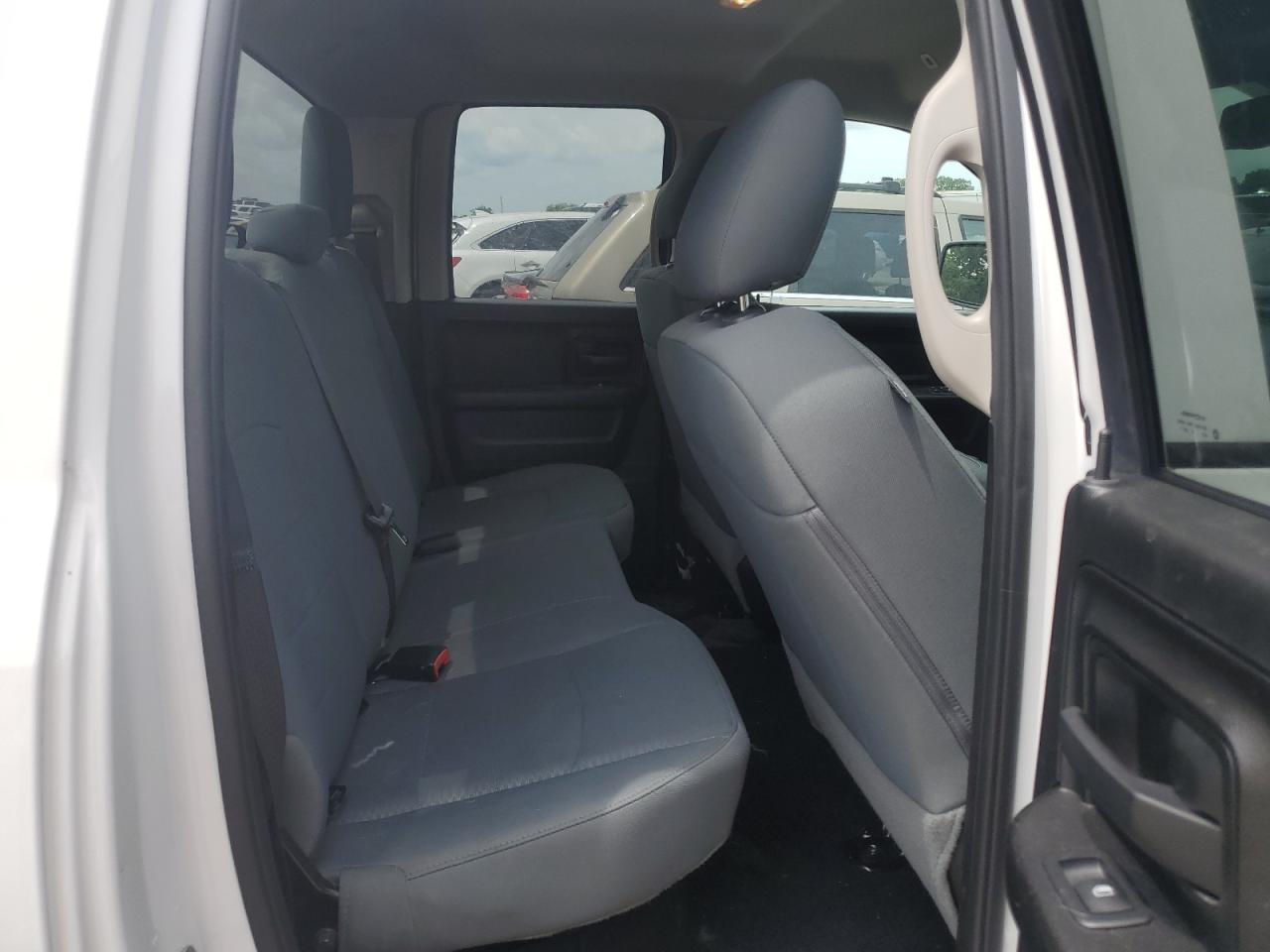 1C6RR6FG7KS610447 2019 Ram 1500 Classic Tradesman