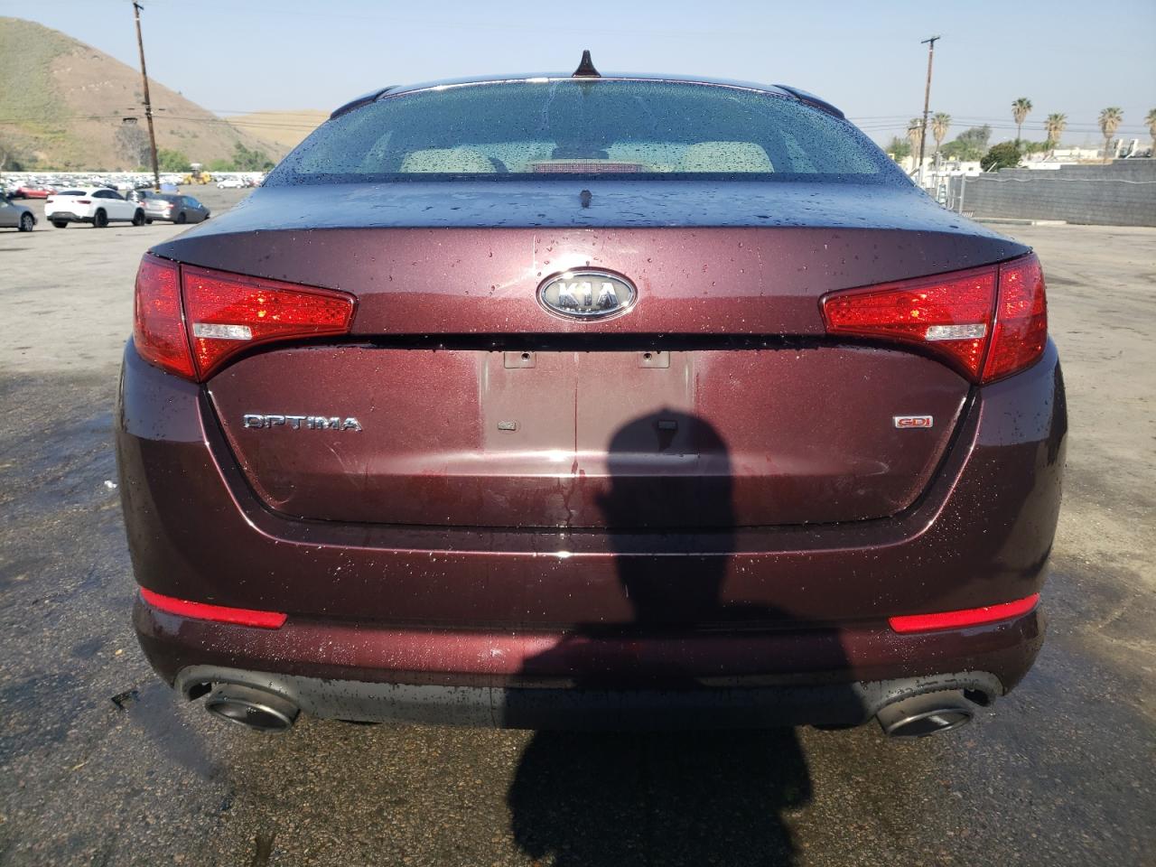 KNAGM4A71B5165516 2011 Kia Optima Lx