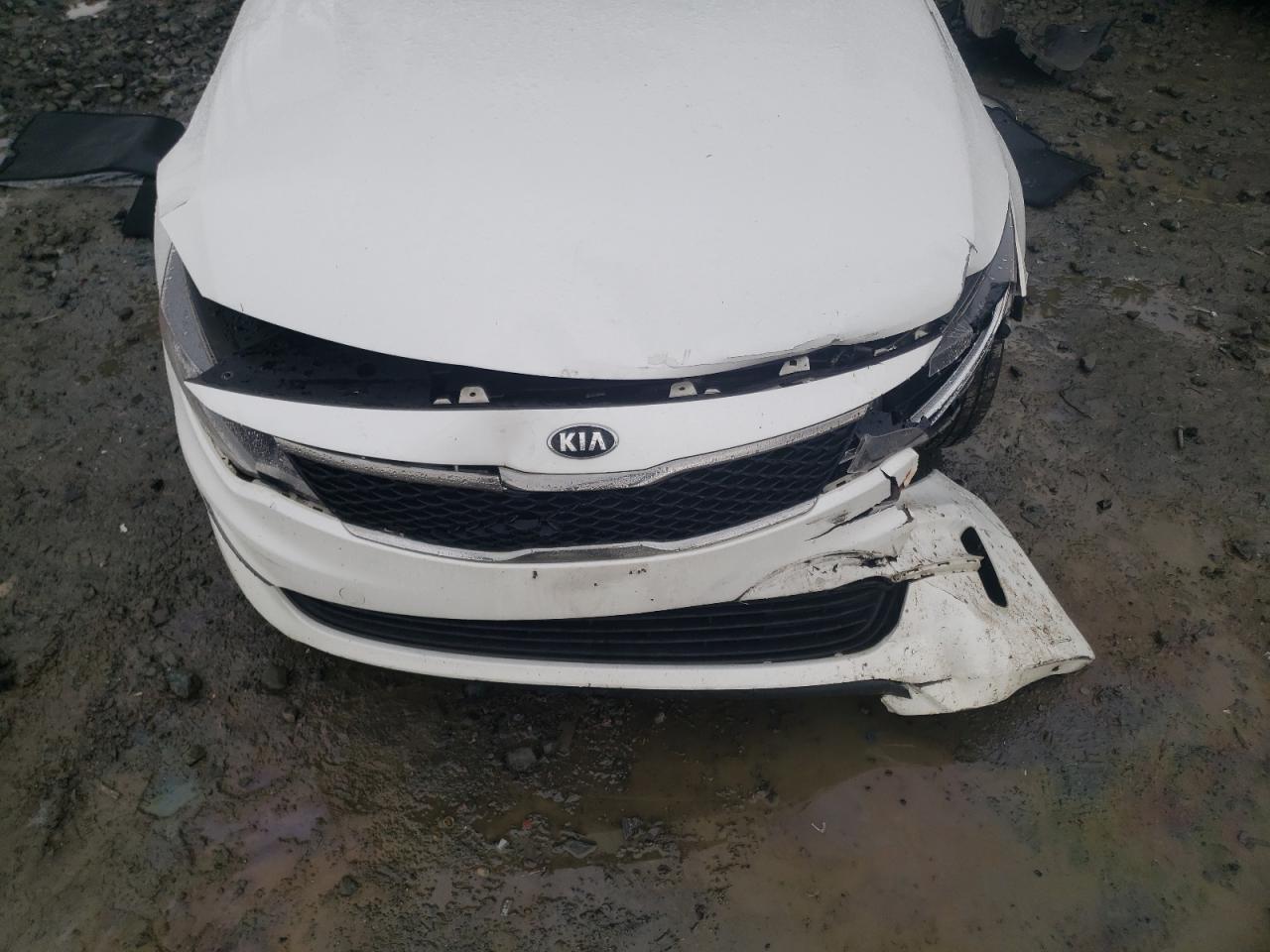 KNAGT4L31J5235754 2018 Kia Optima Lx