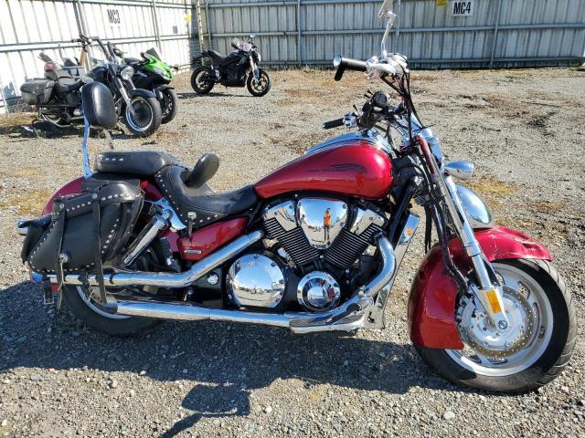 HONDA VTX1800 N2 2004 burgundy road/str gas 1HFSC49E34A200186 photo #1