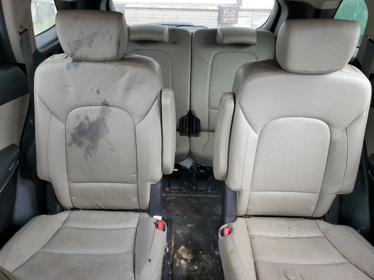 KM8SN4HF0HU243446 2017 Hyundai Santa Fe Se