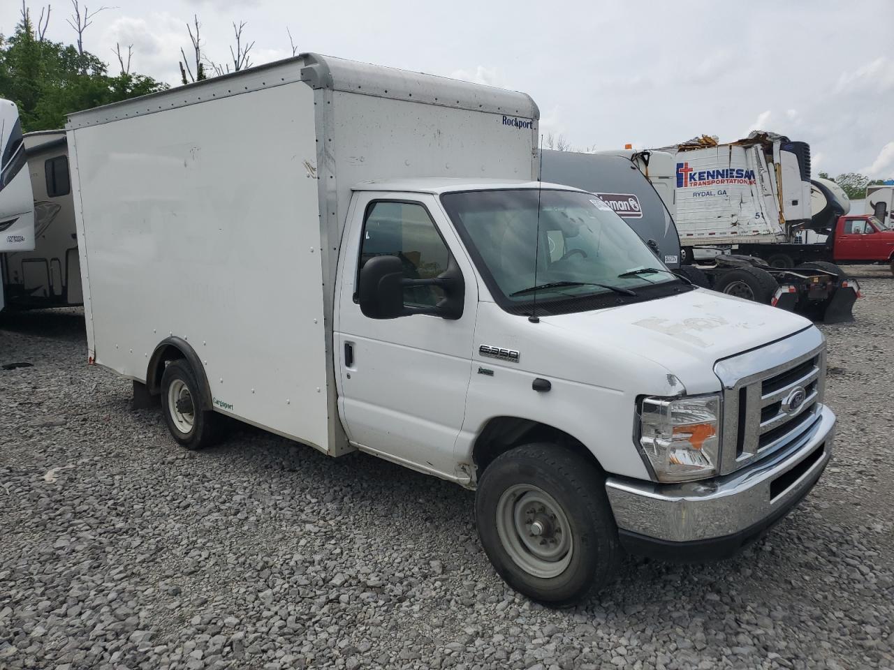 1FDWE3F68KDC42003 2019 Ford Econoline E350 Super Duty Cutaway Van